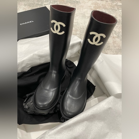 Chanel Brand New Rain boots - Picture 5 of 8